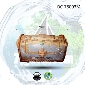 boat trunk box