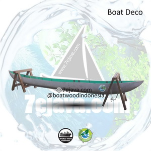 boat planter
