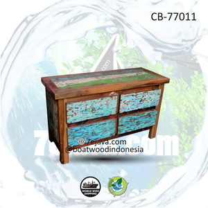 boat cabinet 4