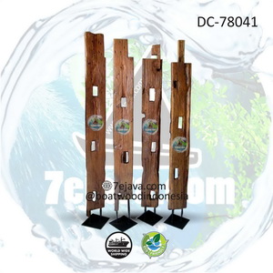 sculpture stand recycled wood