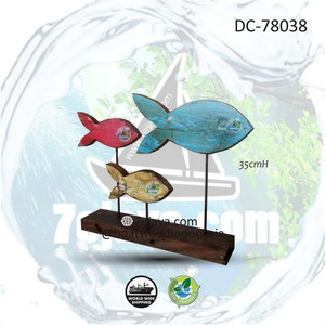 boatwood fish stand