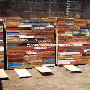wall boatwood